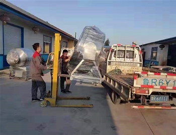 400L真空滾揉機發(fā)往北京，600L可傾電加熱夾層鍋發(fā)往河南